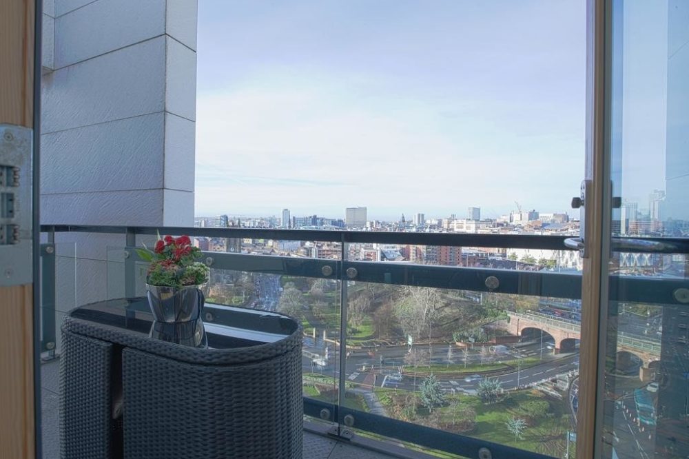 leeds apartment with view